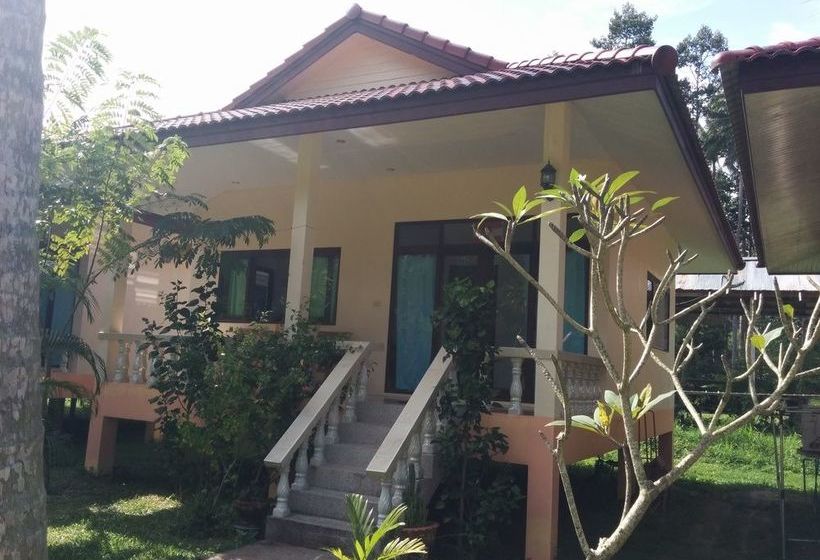 Pensión Paradise Garden Resort