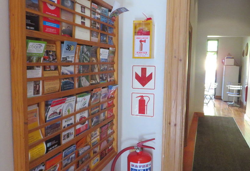 Ashanti Guest House Gardens - Hostel 1