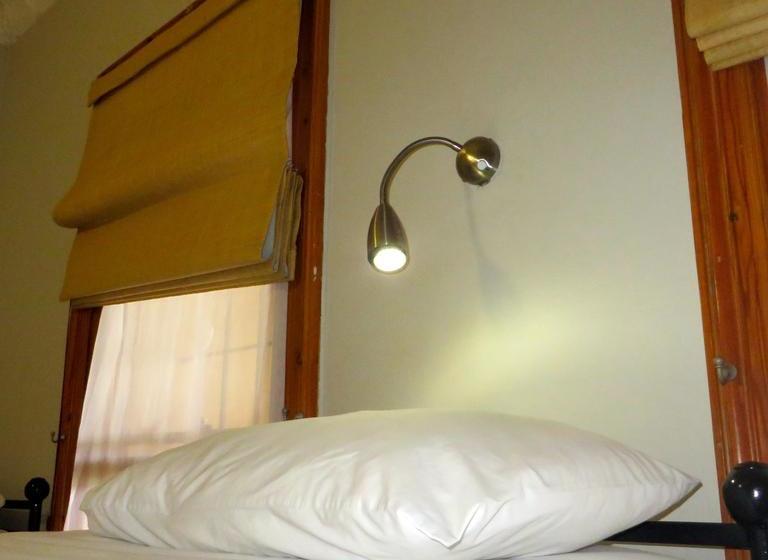 Hostel Ashanti Lodge Backpackers Gardens 18