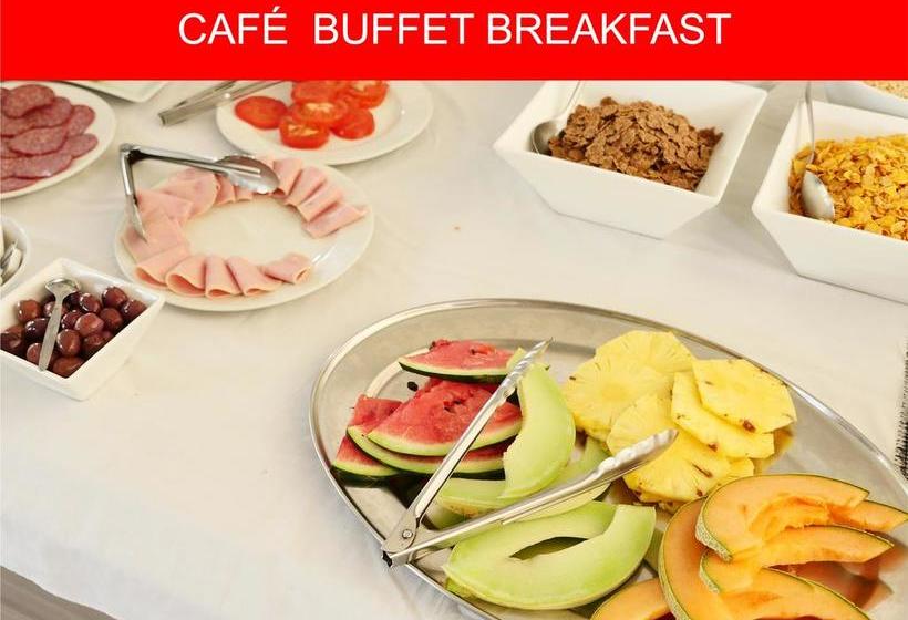 Hostel Ashanti Lodge Backpackers Gardens 6