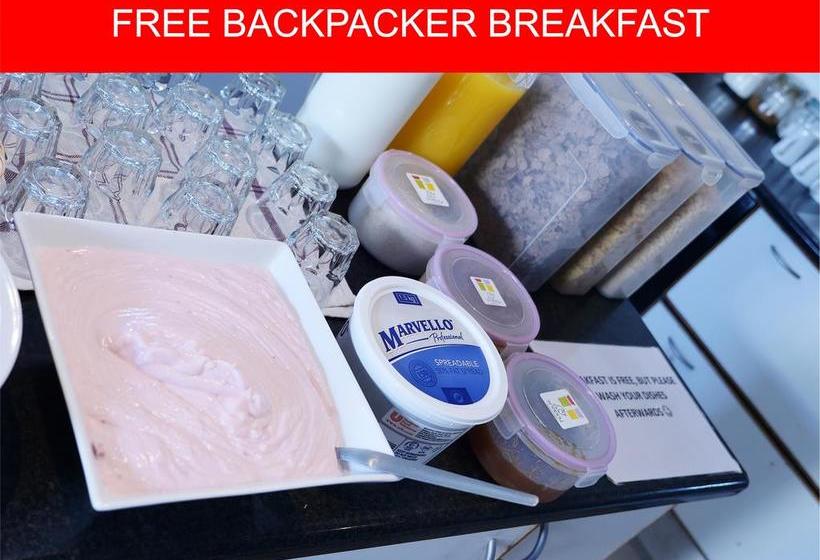 Hostel Ashanti Lodge Backpackers Gardens 9