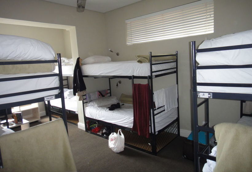 Ashanti Backpackers Green Point Hostel 8