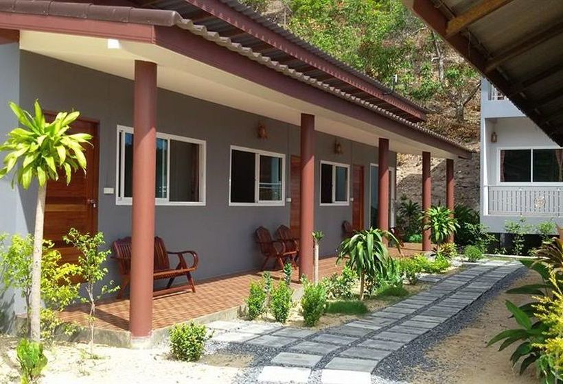 Hotel Maehaad Garden Inn 12