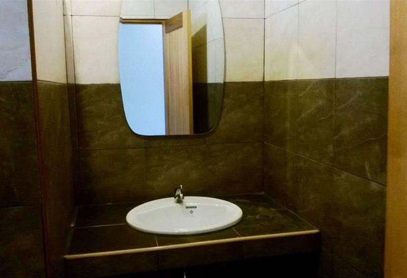 Hotel Maehaad Garden Inn 8