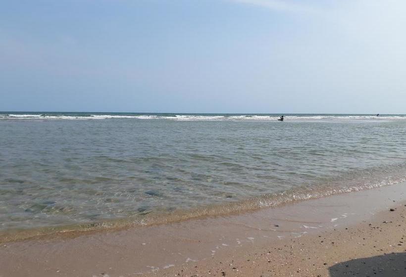 Resort Talay Hotel & Villa 12