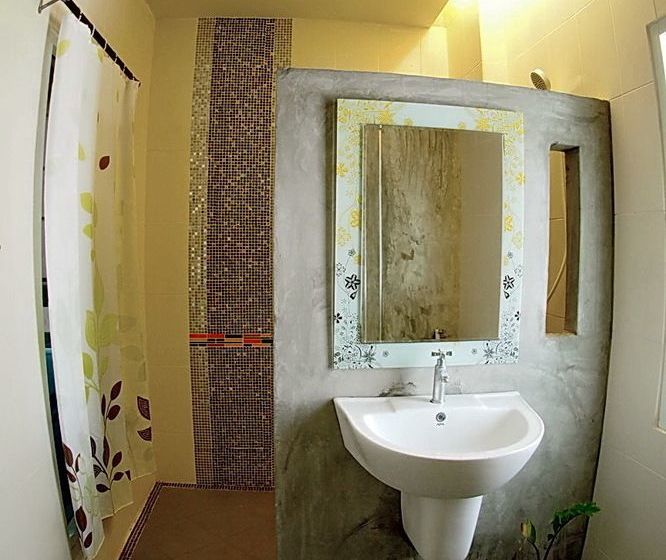 Phetnamneung Resort 11