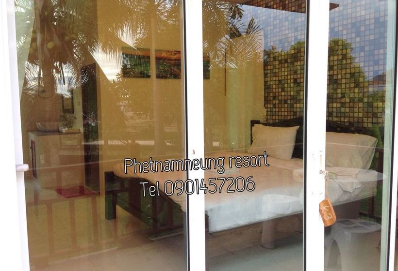 Phetnamneung Resort 8