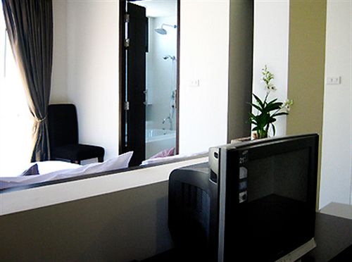 Hotel 296 The Radtanaiya Residence 17