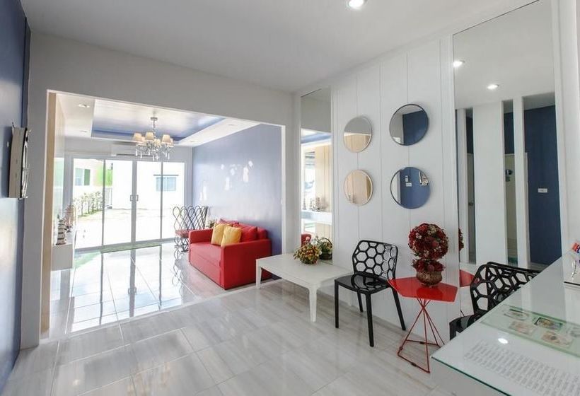 Hotel Paragon Hometel 18