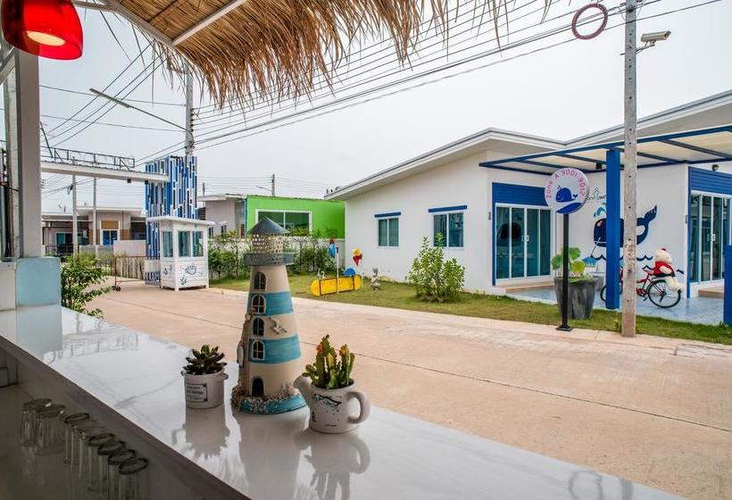 Hotel Paragon Hometel 8