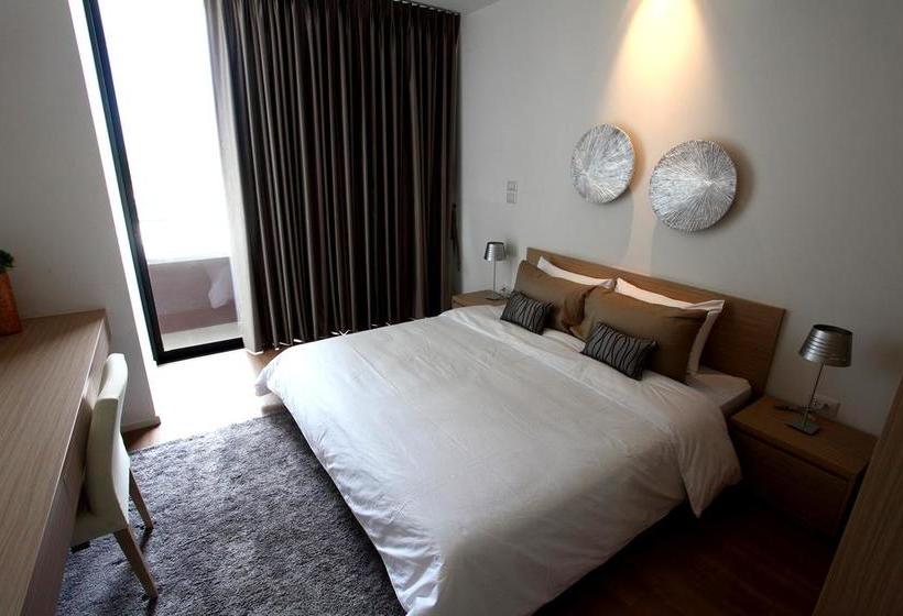 The Oriental Beach Resort 18