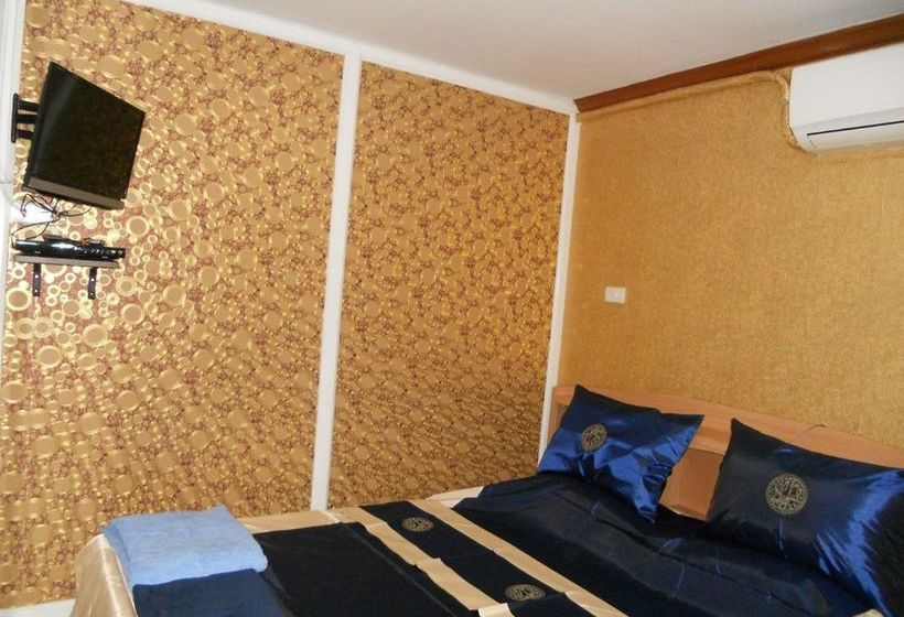 Jomtien Good Luck Apartment 4