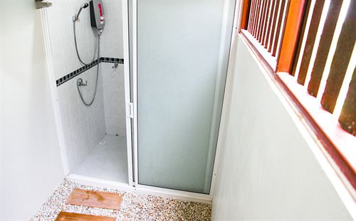 Hotel Orchid Garden 10