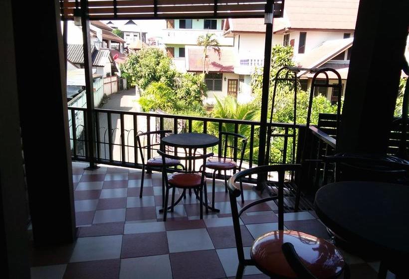 Hotel North Star Guest House 14