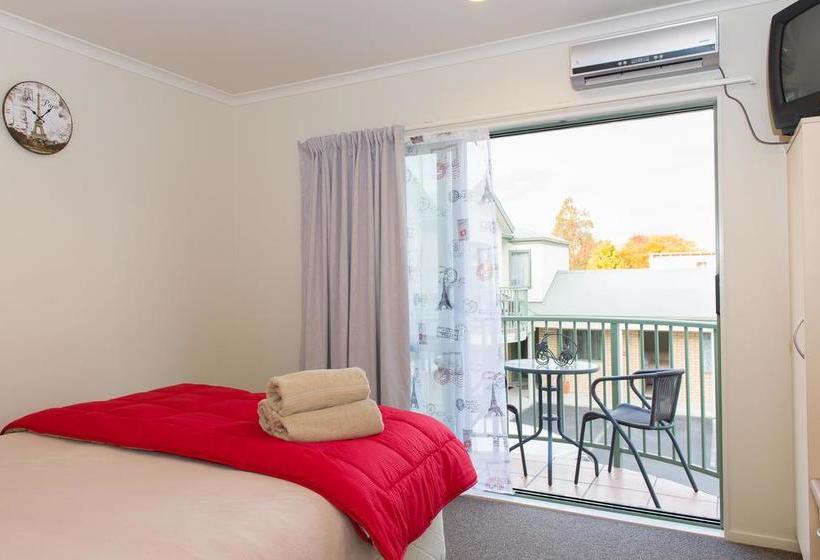 Motel Bk`s Settlers Motor Lodge 8