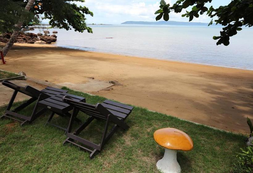 Koh Mak Buri Hut Natural Resort 3