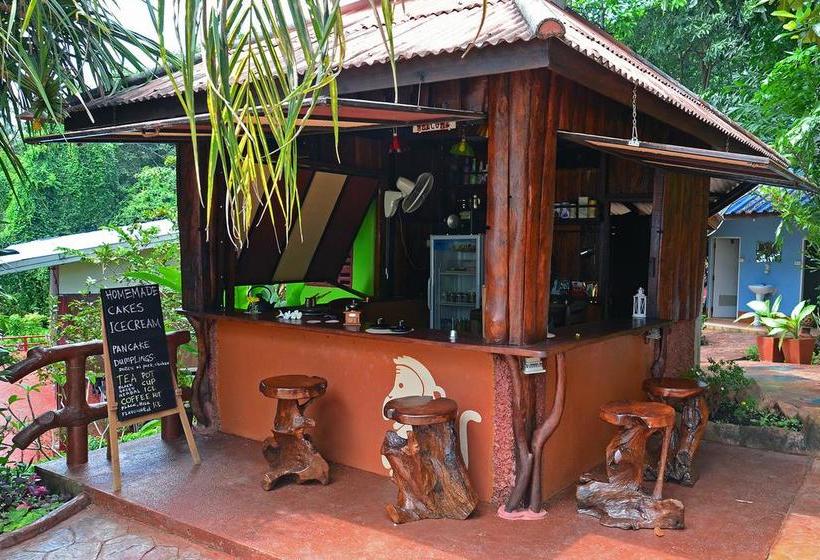 Koh Mak Buri Hut Natural Resort 4