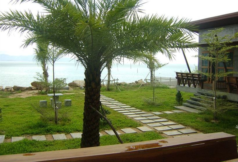 Phangan Palm Beach Resort & Restaurant 20