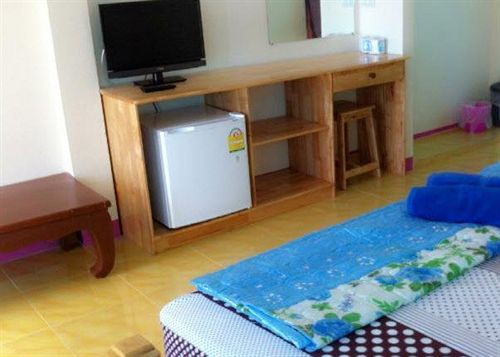 Phangan Dragon Hut Resort 10