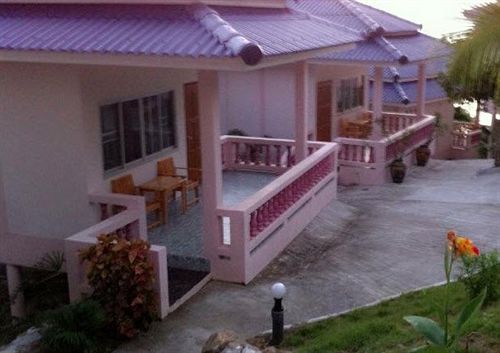 Phangan Dragon Hut Resort 17