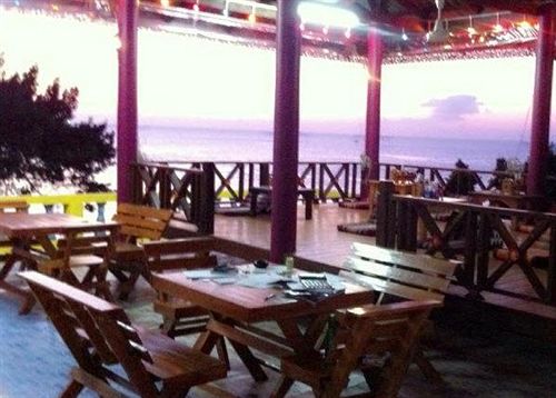 Phangan Dragon Hut Resort 19