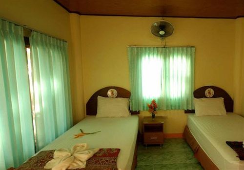 Phangan Dragon Hut Resort 2