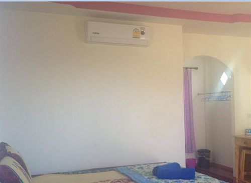 Phangan Dragon Hut Resort 3