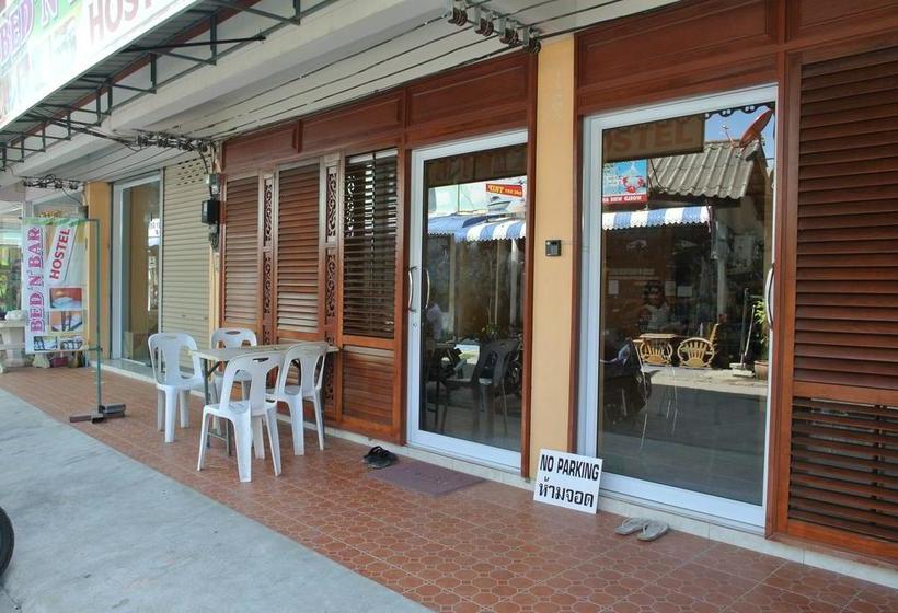 Hostel at Beach Bed & Bar 14