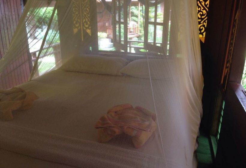 Resort Hut Sun Bungalow 18