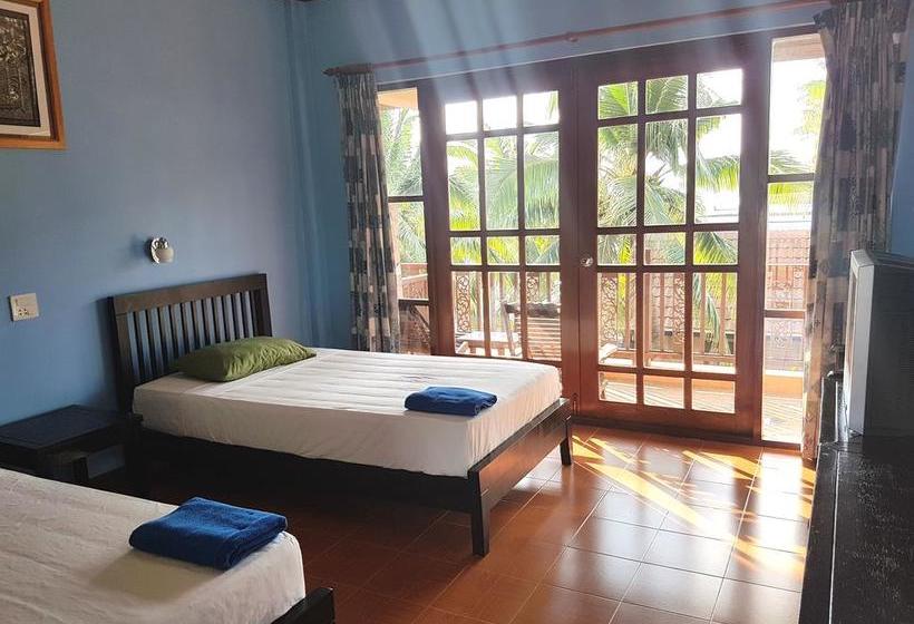 Hotel First Villa Beach Resort