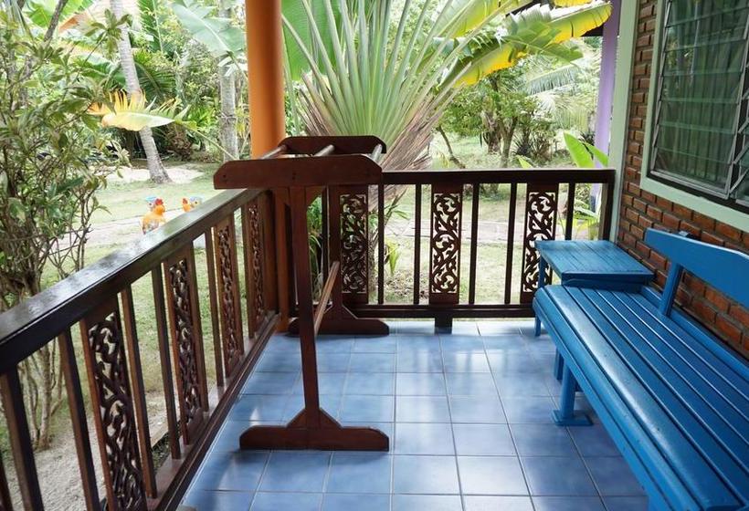 Hotel First Villa Beach Resort 13