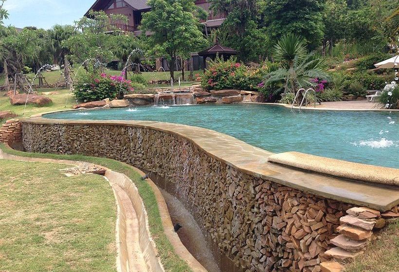 Hotel Patravana Resort 11