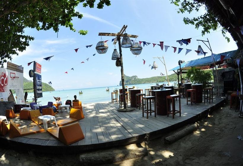 Hostel Blanco Dorm Room & Restaurant 17