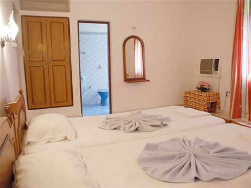 Hotel D'souza's Holiday Homes 1