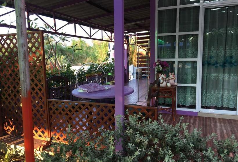 Baandin Resort And Restaurant 11