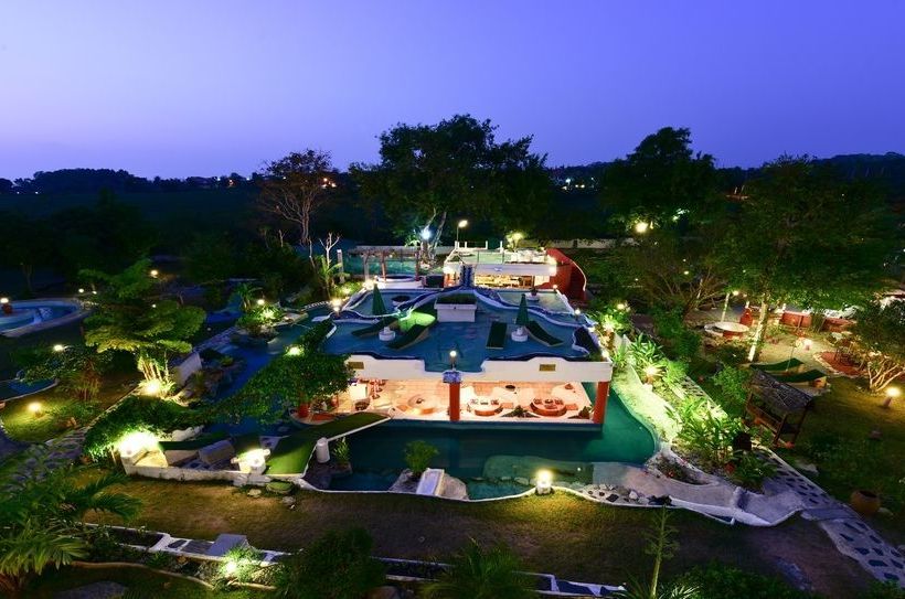 Mirabel Resort & Mini Golf 1