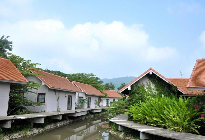 Hotel Chiangmai Royal Creek 10