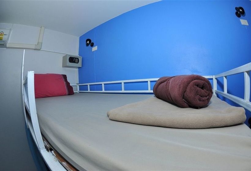 Hostel Alena Dorm Room 11