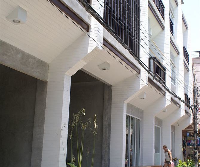 Albergue Ban's Avenue Guest House