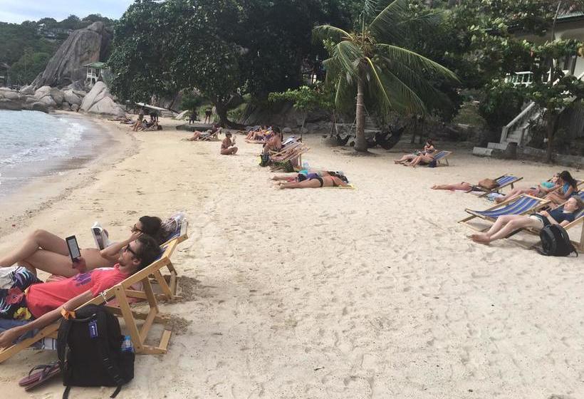 Taatoh Resort and Freedom Beach Resort 13