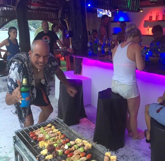 Taatoh Resort and Freedom Beach Resort 15