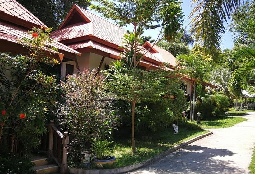 Blue Diamond Resort 10