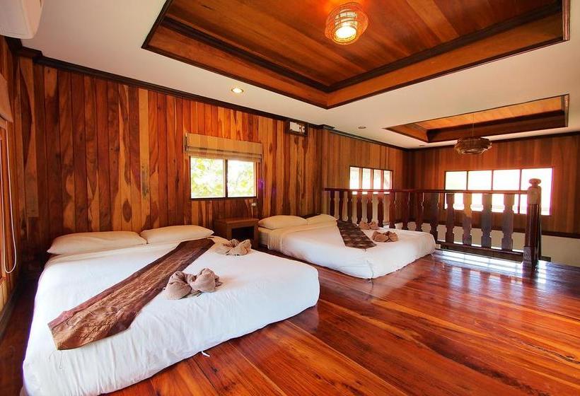 Blue Diamond Resort 16