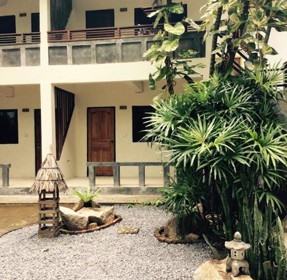 Sunshine Beach Resort 16