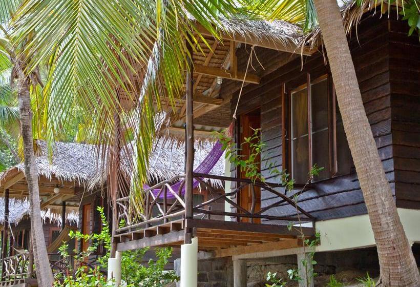 Shiralea Backpackers Resort 1