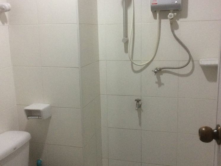 Hotel Ban Wiang Guest House And Apartment 7