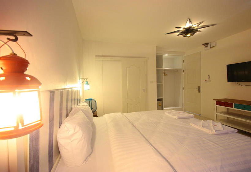 Hotel Hub Hua Hin 57 16