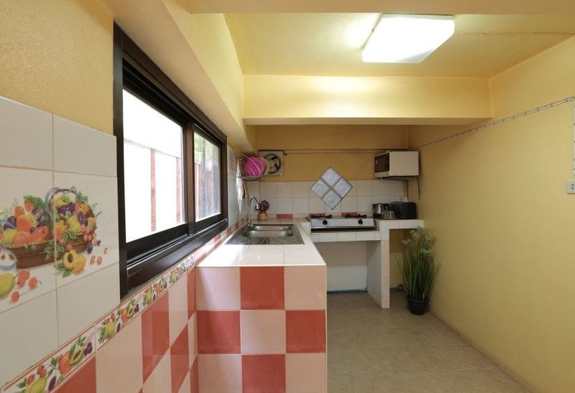 Hospedaria Khun Ying House 16