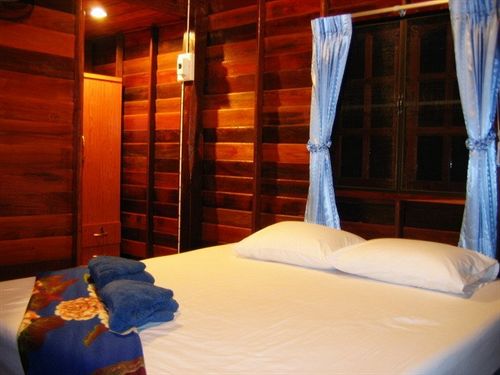 Haad Salad Resort 12