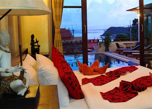 The Villa Hacienda 12